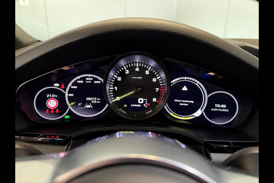 Porsche Cayenne Coupé 3.0 E-Hybrid-PANO-ACC-HEAD UP-MATRIX-LUCHTV.-TREKHAAK-ZEER COMPLEET