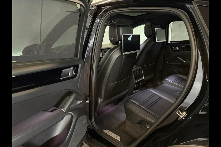 Porsche Cayenne Coupé 3.0 E-Hybrid-PANO-ACC-HEAD UP-MATRIX-LUCHTV.-TREKHAAK-ZEER COMPLEET