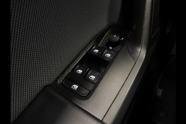 Seat Leon Sportstourer 1.0 eTSI Aut. Style Business Intense NAVI/CAMERA/LED/TREKH./17"LMV!