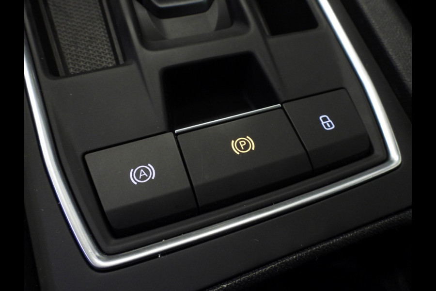 Seat Leon Sportstourer 1.0 eTSI Aut. Style Business Intense NAVI/CAMERA/LED/TREKH./17"LMV!