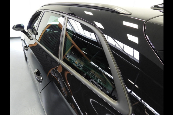 Seat Leon Sportstourer 1.0 eTSI Aut. Style Business Intense NAVI/CAMERA/LED/TREKH./17"LMV!