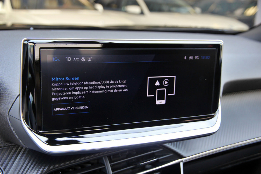Peugeot 2008 1.2 PureTech 130 Allure | ACC | 360 | Carplay | Keyless Peugeot 2008 1.2 PureTech 130 Allure | ACC | 360 | Carplay | Keyless