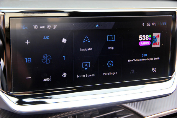Peugeot 2008 1.2 PureTech 130 Allure | ACC | 360 | Carplay | Keyless Peugeot 2008 1.2 PureTech 130 Allure | ACC | 360 | Carplay | Keyless