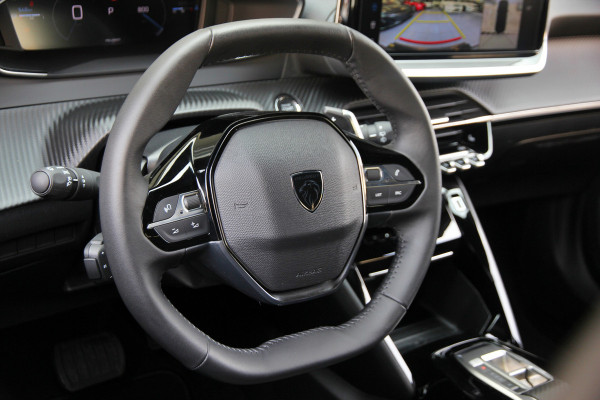 Peugeot 2008 1.2 PureTech 130 Allure | ACC | 360 | Carplay | Keyless Peugeot 2008 1.2 PureTech 130 Allure | ACC | 360 | Carplay | Keyless