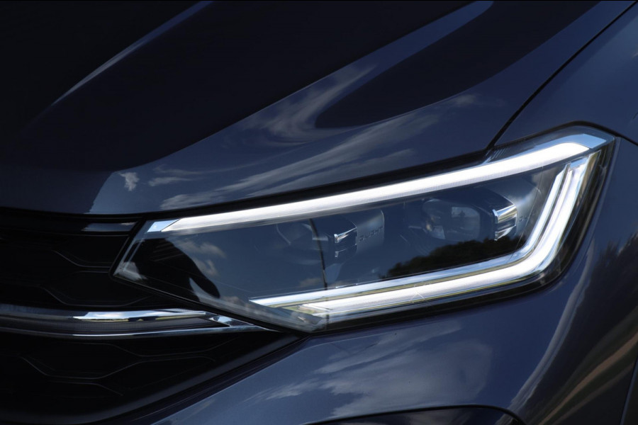 Volkswagen Taigo 1.5 TSI | 3X R-Line / PANO / VOL! Volkswagen Taigo 1.5 TSI | 3X R-Line / PANO / VOL!