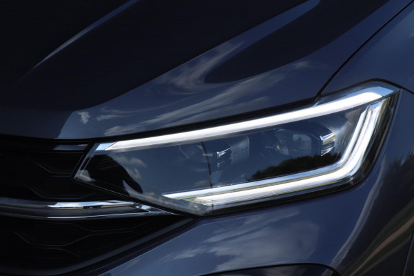 Volkswagen Taigo 1.5 TSI | 3X R-Line / PANO / VOL! Volkswagen Taigo 1.5 TSI | 3X R-Line / PANO / VOL!