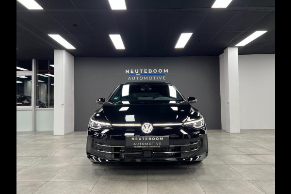Volkswagen Golf 1.5 eTSI 50 Edition | Pano | Head-up |360Cam Volkswagen Golf 1.5 eTSI 50 Edition | Pano | Head-up |360Cam