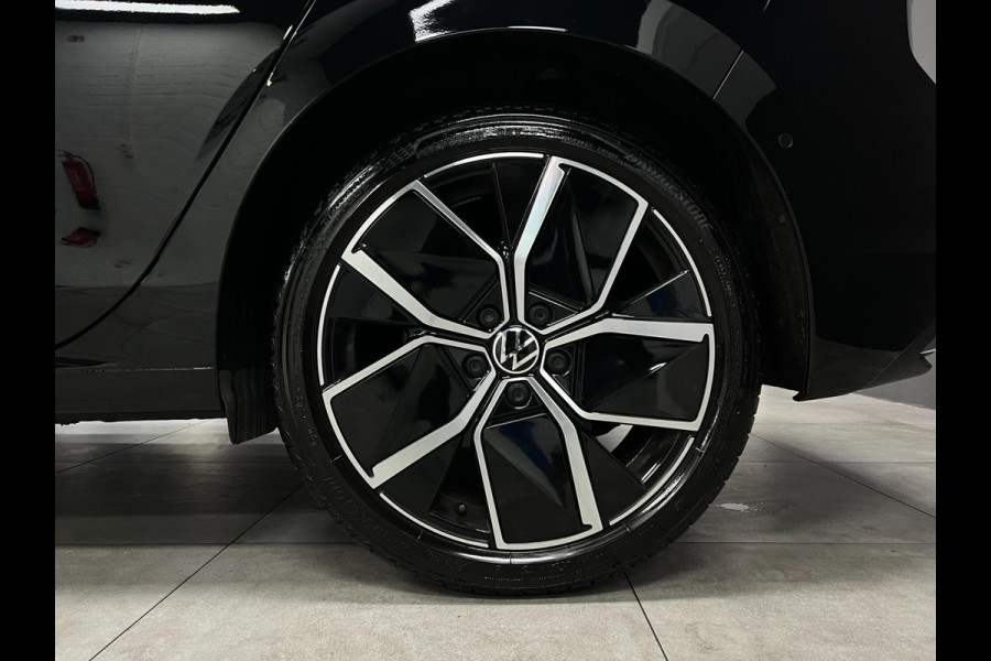 Volkswagen Golf 1.5 eTSI 50 Edition | Pano | Head-up |360Cam Volkswagen Golf 1.5 eTSI 50 Edition | Pano | Head-up |360Cam