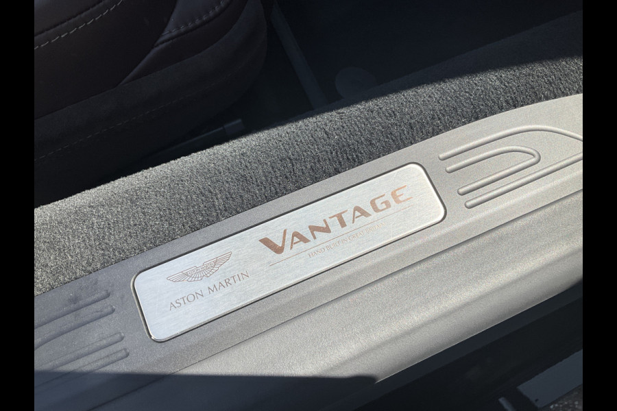 Aston Martin Vantage Roadster 4.0 V8 360° Leer Sportzetels 21 Inch Xenon-Grey 10.487KM! Aston Martin Vantage Roadster 4.0 V8 360° Leer Sportzetels 21 Inch Xenon-Grey 10.487KM!