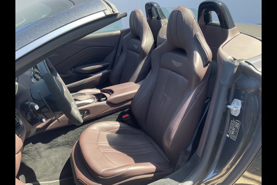 Aston Martin Vantage Roadster 4.0 V8 360° Leer Sportzetels 21 Inch Xenon-Grey 10.487KM! Aston Martin Vantage Roadster 4.0 V8 360° Leer Sportzetels 21 Inch Xenon-Grey 10.487KM!