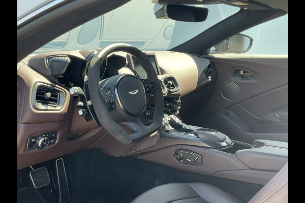 Aston Martin Vantage Roadster 4.0 V8 360° Leer Sportzetels 21 Inch Xenon-Grey 10.487KM! Aston Martin Vantage Roadster 4.0 V8 360° Leer Sportzetels 21 Inch Xenon-Grey 10.487KM!