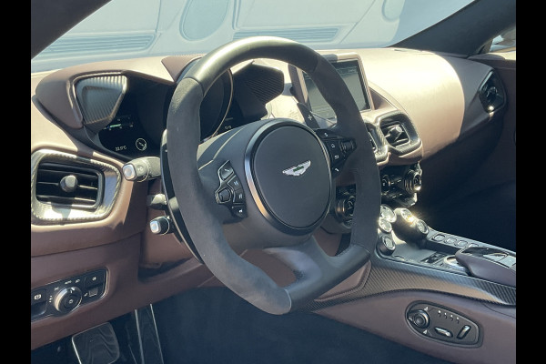 Aston Martin Vantage Roadster 4.0 V8 360° Leer Sportzetels 21 Inch Xenon-Grey 10.487KM! Aston Martin Vantage Roadster 4.0 V8 360° Leer Sportzetels 21 Inch Xenon-Grey 10.487KM!