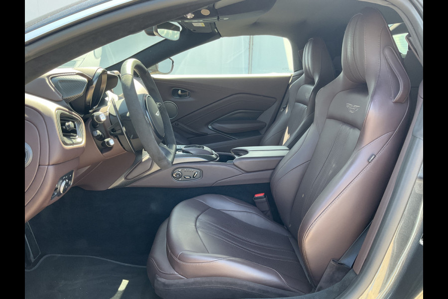 Aston Martin Vantage Roadster 4.0 V8 360° Leer Sportzetels 21 Inch Xenon-Grey 10.487KM! Aston Martin Vantage Roadster 4.0 V8 360° Leer Sportzetels 21 Inch Xenon-Grey 10.487KM!