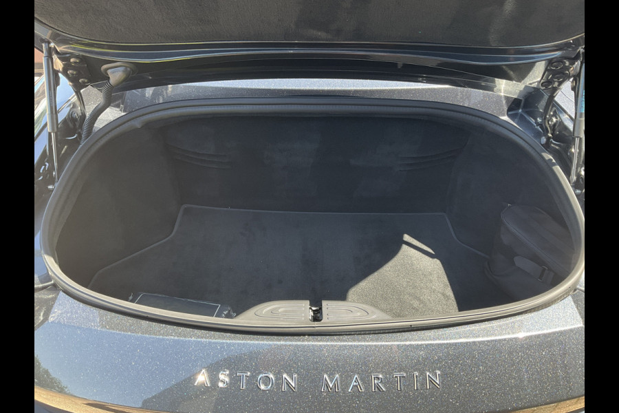 Aston Martin Vantage Roadster 4.0 V8 360° Leer Sportzetels 21 Inch Xenon-Grey 10.487KM! Aston Martin Vantage Roadster 4.0 V8 360° Leer Sportzetels 21 Inch Xenon-Grey 10.487KM!