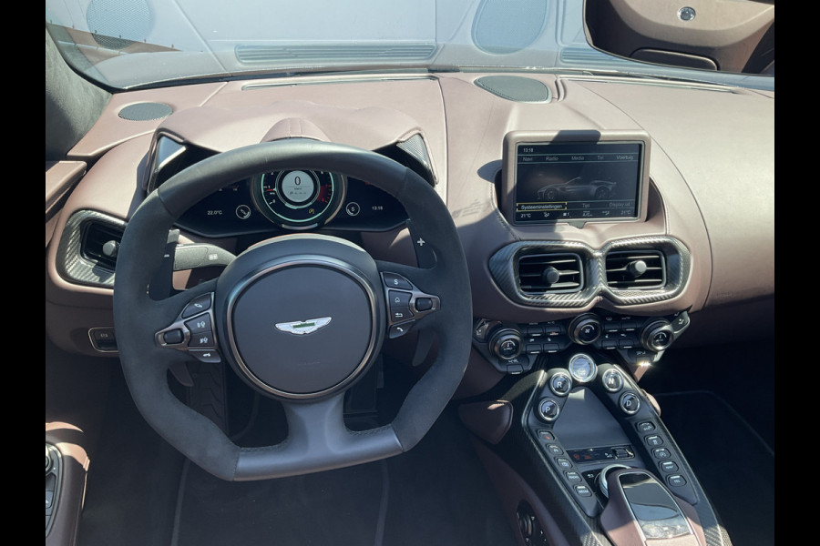Aston Martin Vantage Roadster 4.0 V8 360° Leer Sportzetels 21 Inch Xenon-Grey 10.487KM! Aston Martin Vantage Roadster 4.0 V8 360° Leer Sportzetels 21 Inch Xenon-Grey 10.487KM!