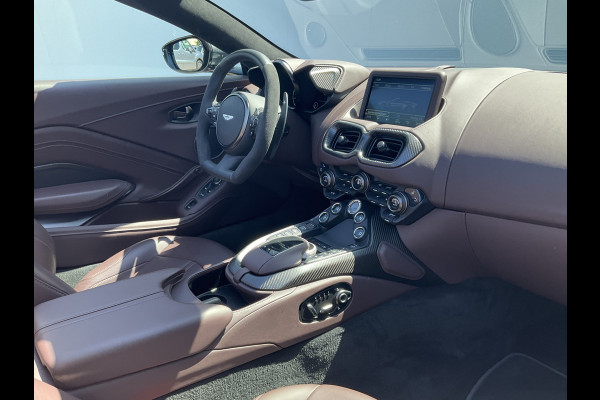 Aston Martin Vantage Roadster 4.0 V8 360° Leer Sportzetels 21 Inch Xenon-Grey 10.487KM! Aston Martin Vantage Roadster 4.0 V8 360° Leer Sportzetels 21 Inch Xenon-Grey 10.487KM!