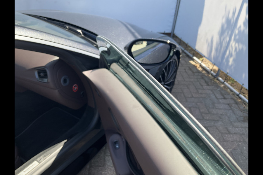 Aston Martin Vantage Roadster 4.0 V8 360° Leer Sportzetels 21 Inch Xenon-Grey 10.487KM! Aston Martin Vantage Roadster 4.0 V8 360° Leer Sportzetels 21 Inch Xenon-Grey 10.487KM!