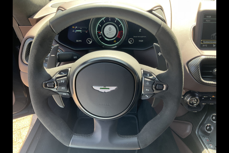 Aston Martin Vantage Roadster 4.0 V8 360° Leer Sportzetels 21 Inch Xenon-Grey 10.487KM! Aston Martin Vantage Roadster 4.0 V8 360° Leer Sportzetels 21 Inch Xenon-Grey 10.487KM!
