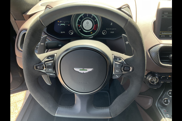 Aston Martin Vantage Roadster 4.0 V8 360° Leer Sportzetels 21 Inch Xenon-Grey 10.487KM! Aston Martin Vantage Roadster 4.0 V8 360° Leer Sportzetels 21 Inch Xenon-Grey 10.487KM!