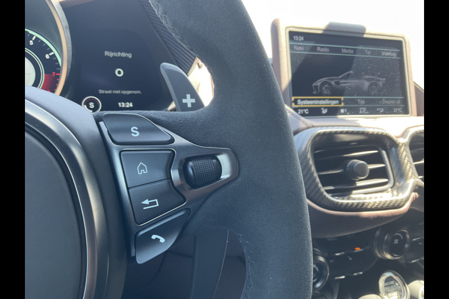 Aston Martin Vantage Roadster 4.0 V8 360° Leer Sportzetels 21 Inch Xenon-Grey 10.487KM! Aston Martin Vantage Roadster 4.0 V8 360° Leer Sportzetels 21 Inch Xenon-Grey 10.487KM!