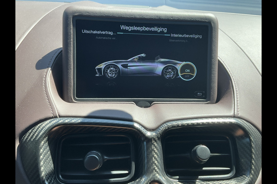 Aston Martin Vantage Roadster 4.0 V8 360° Leer Sportzetels 21 Inch Xenon-Grey 10.487KM! Aston Martin Vantage Roadster 4.0 V8 360° Leer Sportzetels 21 Inch Xenon-Grey 10.487KM!