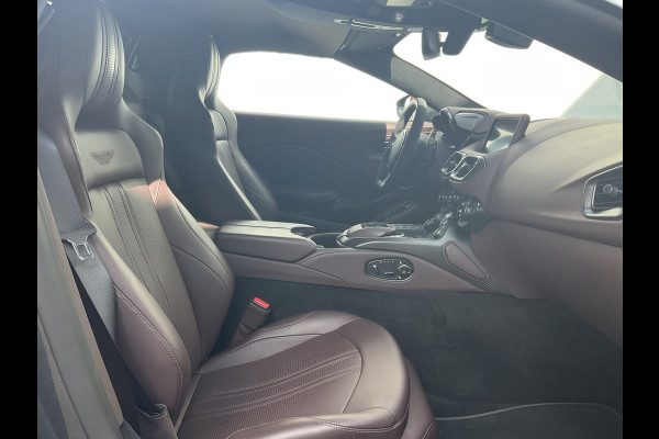 Aston Martin Vantage Roadster 4.0 V8 360° Leer Sportzetels 21 Inch Xenon-Grey 10.487KM! Aston Martin Vantage Roadster 4.0 V8 360° Leer Sportzetels 21 Inch Xenon-Grey 10.487KM!