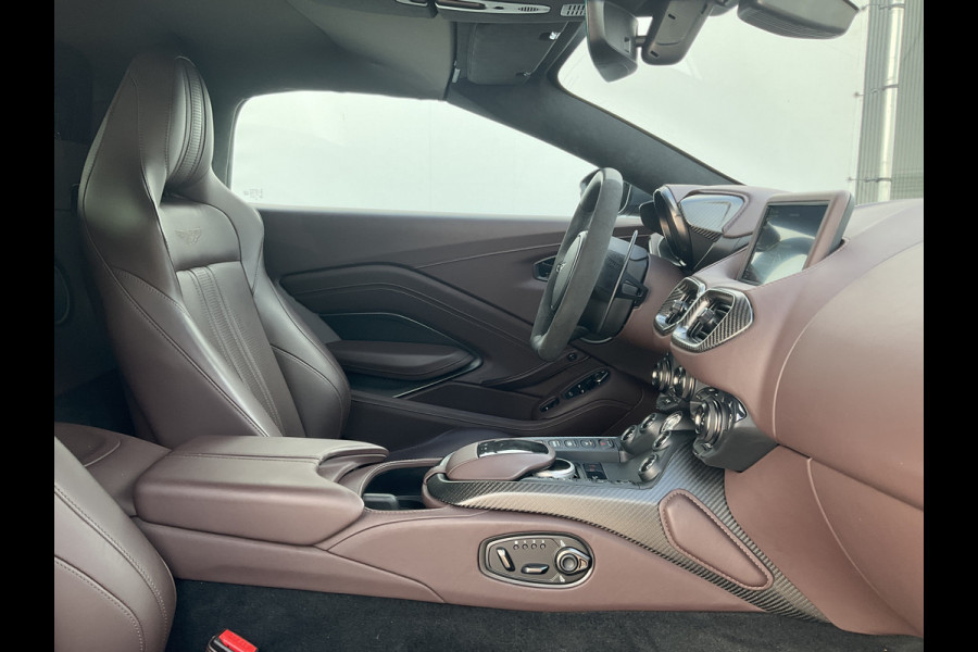 Aston Martin Vantage Roadster 4.0 V8 360° Leer Sportzetels 21 Inch Xenon-Grey 10.487KM! Aston Martin Vantage Roadster 4.0 V8 360° Leer Sportzetels 21 Inch Xenon-Grey 10.487KM!