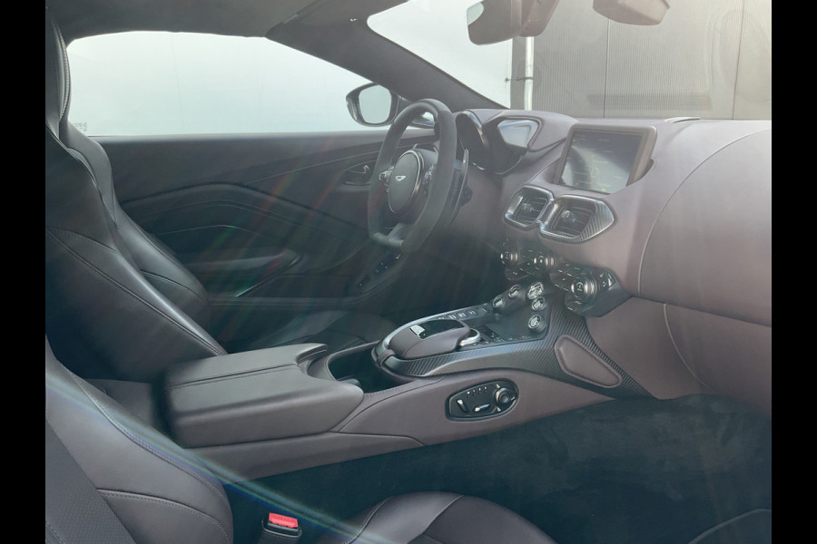 Aston Martin Vantage Roadster 4.0 V8 360° Leer Sportzetels 21 Inch Xenon-Grey 10.487KM! Aston Martin Vantage Roadster 4.0 V8 360° Leer Sportzetels 21 Inch Xenon-Grey 10.487KM!