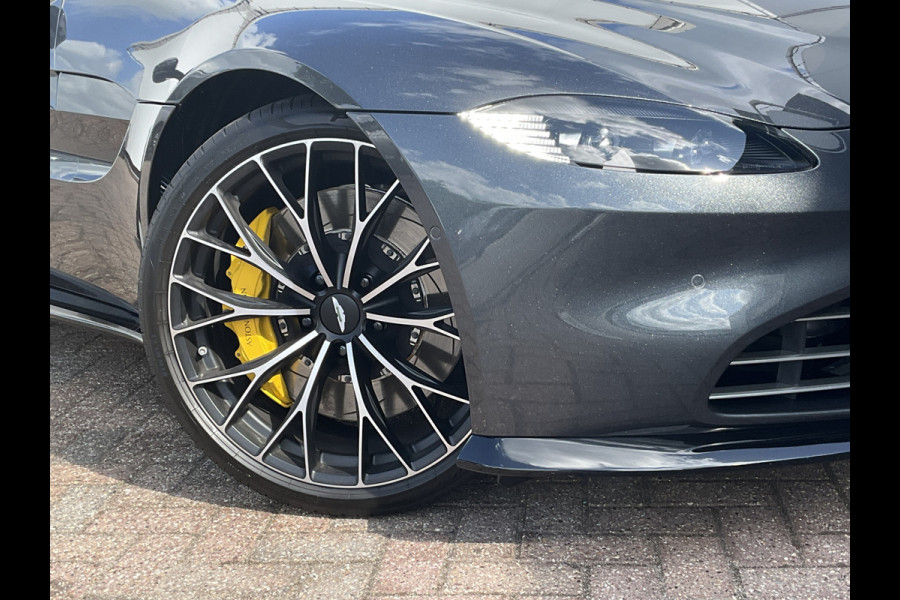 Aston Martin Vantage Roadster 4.0 V8 360° Leer Sportzetels 21 Inch Xenon-Grey 10.487KM! Aston Martin Vantage Roadster 4.0 V8 360° Leer Sportzetels 21 Inch Xenon-Grey 10.487KM!