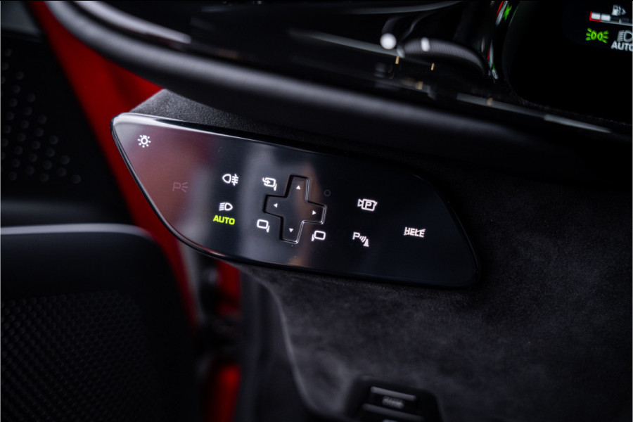 Ferrari 12Cilindri 6.5 V12 - Rosso Imola | Lift | Carbon Interior | Surround View | Electric Seats