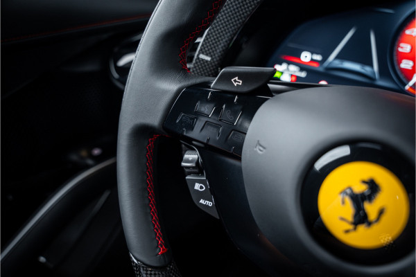 Ferrari 12Cilindri 6.5 V12 - Rosso Imola | Lift | Carbon Interior | Surround View | Electric Seats