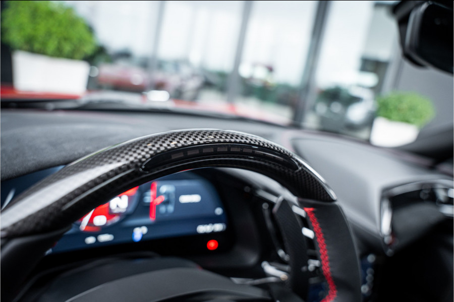 Ferrari 12Cilindri 6.5 V12 - Rosso Imola | Lift | Carbon Interior | Surround View | Electric Seats