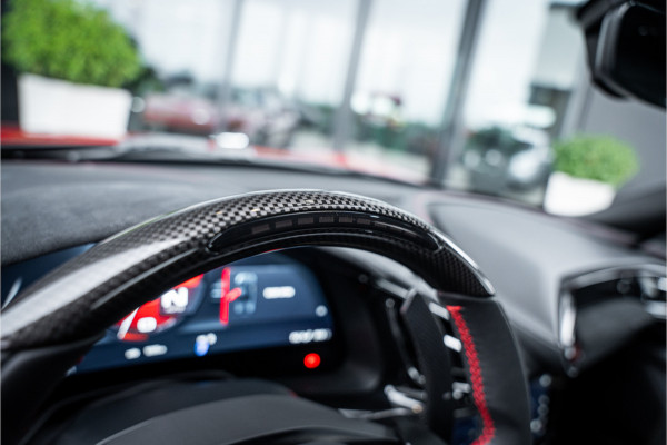Ferrari 12Cilindri 6.5 V12 - Rosso Imola | Lift | Carbon Interior | Surround View | Electric Seats