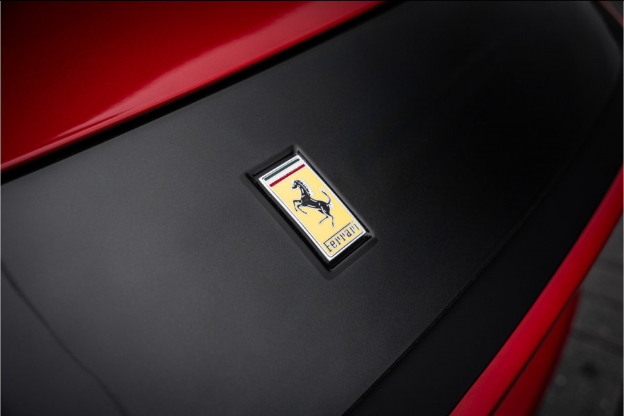 Ferrari 12Cilindri 6.5 V12 - Rosso Imola | Lift | Carbon Interior | Surround View | Electric Seats