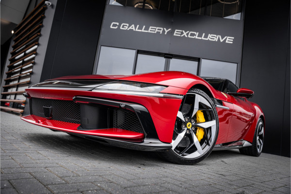 Ferrari 12Cilindri 6.5 V12 - Rosso Imola | Lift | Carbon Interior | Surround View | Electric Seats