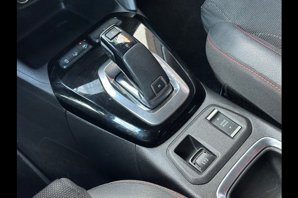 Opel Corsa 1.2 GS Line Automaat Leer Navi Camera Carplay Pano Opel Corsa 1.2 GS Line Automaat Leer Navi Camera Carplay Pano