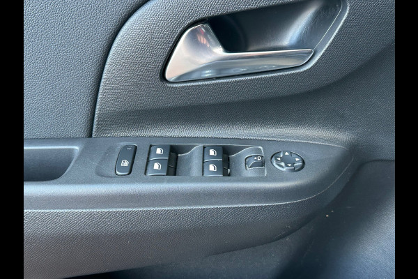 Opel Corsa 1.2 GS Line Automaat Leer Navi Camera Carplay Pano Opel Corsa 1.2 GS Line Automaat Leer Navi Camera Carplay Pano