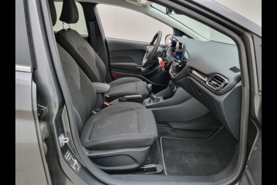 Ford Fiesta 1.0 EcoBoost Hybrid Titanium | Winter Pack | Camera Ford Fiesta 1.0 EcoBoost Hybrid Titanium | Winter Pack | Camera