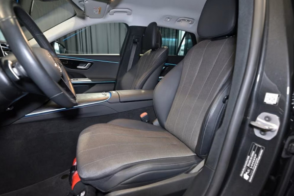 Mercedes-Benz E-Klasse Estate 300e AVANTGARDE ** LED, TREKH, DISTR, SPIEGEL, KEYLESS, AMBIENTE ** 1e EIG - € 23.500,= onder NP - UNFALLFREI ** ** INFORMEER OOK NAAR ONZE AANTREKKELIJKE FINANCIAL-LEASE TARIEVEN ** Mercedes-Benz E-Klasse Estate 300e AVANTGARDE ** LED, TREKH, DISTR, SPIEGEL, KEYLESS, AMBIENTE ** 1e EIG - € 23.500,= onder NP - UNFALLFREI ** ** INFORMEER OOK NAAR ONZE AANTREKKELIJKE FINANCIAL-LEASE TARIEVEN **