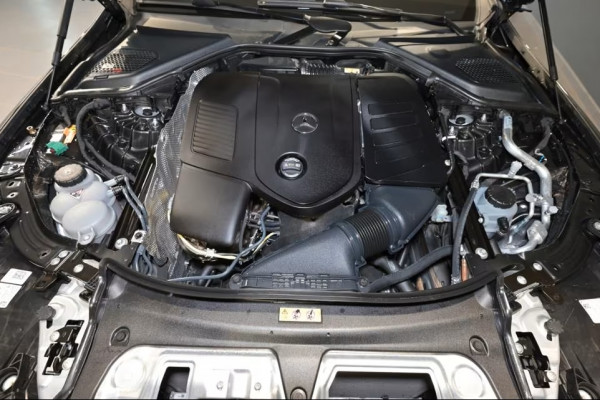 Mercedes-Benz E-Klasse Estate 300e AVANTGARDE ** LED, TREKH, DISTR, SPIEGEL, KEYLESS, AMBIENTE ** 1e EIG - € 23.500,= onder NP - UNFALLFREI ** ** INFORMEER OOK NAAR ONZE AANTREKKELIJKE FINANCIAL-LEASE TARIEVEN ** Mercedes-Benz E-Klasse Estate 300e AVANTGARDE ** LED, TREKH, DISTR, SPIEGEL, KEYLESS, AMBIENTE ** 1e EIG - € 23.500,= onder NP - UNFALLFREI ** ** INFORMEER OOK NAAR ONZE AANTREKKELIJKE FINANCIAL-LEASE TARIEVEN **