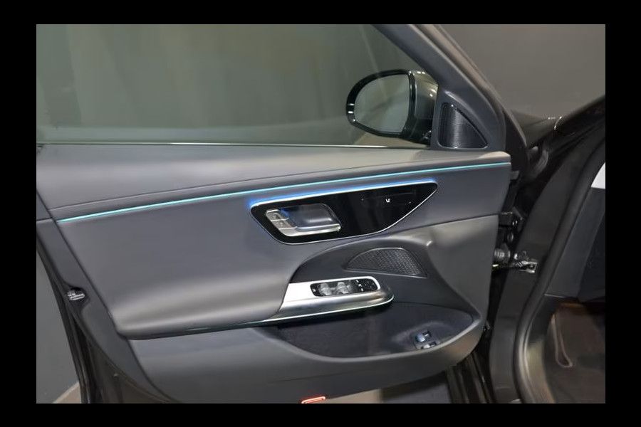 Mercedes-Benz E-Klasse Estate 300e AVANTGARDE ** LED, TREKH, DISTR, SPIEGEL, KEYLESS, AMBIENTE ** 1e EIG - € 23.500,= onder NP - UNFALLFREI ** ** INFORMEER OOK NAAR ONZE AANTREKKELIJKE FINANCIAL-LEASE TARIEVEN ** Mercedes-Benz E-Klasse Estate 300e AVANTGARDE ** LED, TREKH, DISTR, SPIEGEL, KEYLESS, AMBIENTE ** 1e EIG - € 23.500,= onder NP - UNFALLFREI ** ** INFORMEER OOK NAAR ONZE AANTREKKELIJKE FINANCIAL-LEASE TARIEVEN **