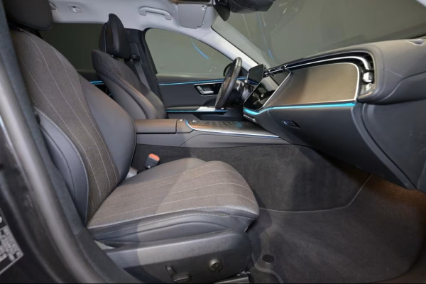 Mercedes-Benz E-Klasse Estate 300e AVANTGARDE ** LED, TREKH, DISTR, SPIEGEL, KEYLESS, AMBIENTE ** 1e EIG - € 23.500,= onder NP - UNFALLFREI ** ** INFORMEER OOK NAAR ONZE AANTREKKELIJKE FINANCIAL-LEASE TARIEVEN ** Mercedes-Benz E-Klasse Estate 300e AVANTGARDE ** LED, TREKH, DISTR, SPIEGEL, KEYLESS, AMBIENTE ** 1e EIG - € 23.500,= onder NP - UNFALLFREI ** ** INFORMEER OOK NAAR ONZE AANTREKKELIJKE FINANCIAL-LEASE TARIEVEN **
