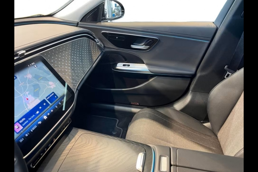 Mercedes-Benz E-Klasse 300e AVANTGARDE ** LED, DISTR, DODE HOEK, MB PATTERN, AMBIENTE ** 1e EIG - € 21.000,= onder NP - UNFALLFREI ** ** INFORMEER OOK NAAR ONZE AANTREKKELIJKE FINANCIAL-LEASE TARIEVEN **