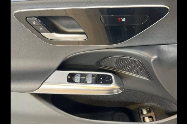 Mercedes-Benz E-Klasse 300e AVANTGARDE ** LED, DISTR, DODE HOEK, MB PATTERN, AMBIENTE ** 1e EIG - € 21.000,= onder NP - UNFALLFREI ** ** INFORMEER OOK NAAR ONZE AANTREKKELIJKE FINANCIAL-LEASE TARIEVEN **