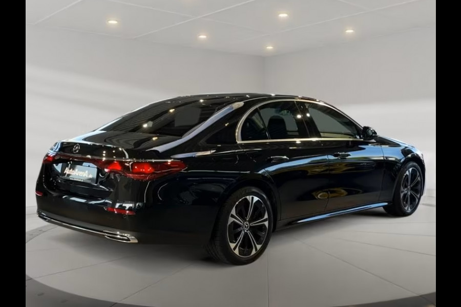 Mercedes-Benz E-Klasse 300e AVANTGARDE ** LED, DISTR, DODE HOEK, MB PATTERN, AMBIENTE ** 1e EIG - € 21.000,= onder NP - UNFALLFREI ** ** INFORMEER OOK NAAR ONZE AANTREKKELIJKE FINANCIAL-LEASE TARIEVEN **