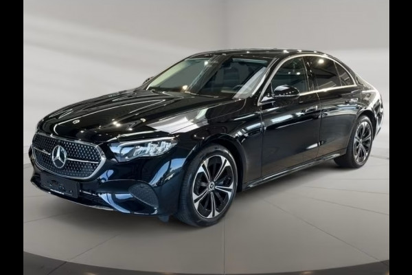 Mercedes-Benz E-Klasse 300e AVANTGARDE ** LED, DISTR, DODE HOEK, MB PATTERN, AMBIENTE ** 1e EIG - € 21.000,= onder NP - UNFALLFREI ** ** INFORMEER OOK NAAR ONZE AANTREKKELIJKE FINANCIAL-LEASE TARIEVEN **
