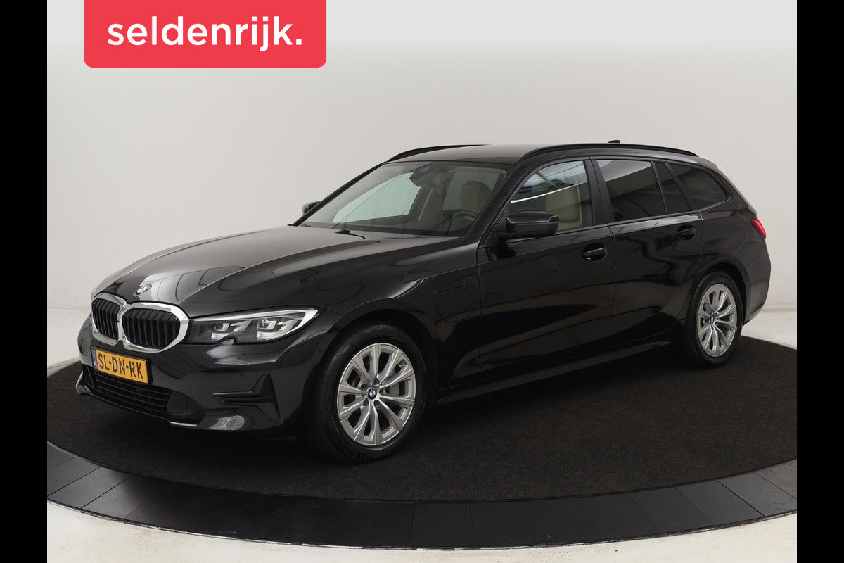 BMW 3-serie 330e Advantage | Leder | Harman/Kardon | Carplay | Live Cockpit | DAB | Camera | Park Assist | Navigatie | Full LED | PHEV | Plug In BMW 3-serie 330e Advantage | Leder | Harman/Kardon | Carplay | Live Cockpit | DAB | Camera | Park Assist | Navigatie | Full LED | PHEV | Plug In