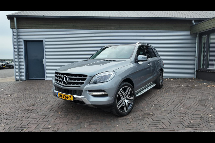 Mercedes-Benz M-Klasse 350 BlueTEC Mercedes-Benz M-Klasse 350 BlueTEC