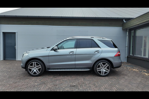 Mercedes-Benz M-Klasse 350 BlueTEC Mercedes-Benz M-Klasse 350 BlueTEC