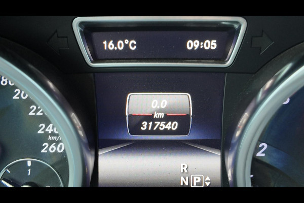 Mercedes-Benz M-Klasse 350 BlueTEC Mercedes-Benz M-Klasse 350 BlueTEC